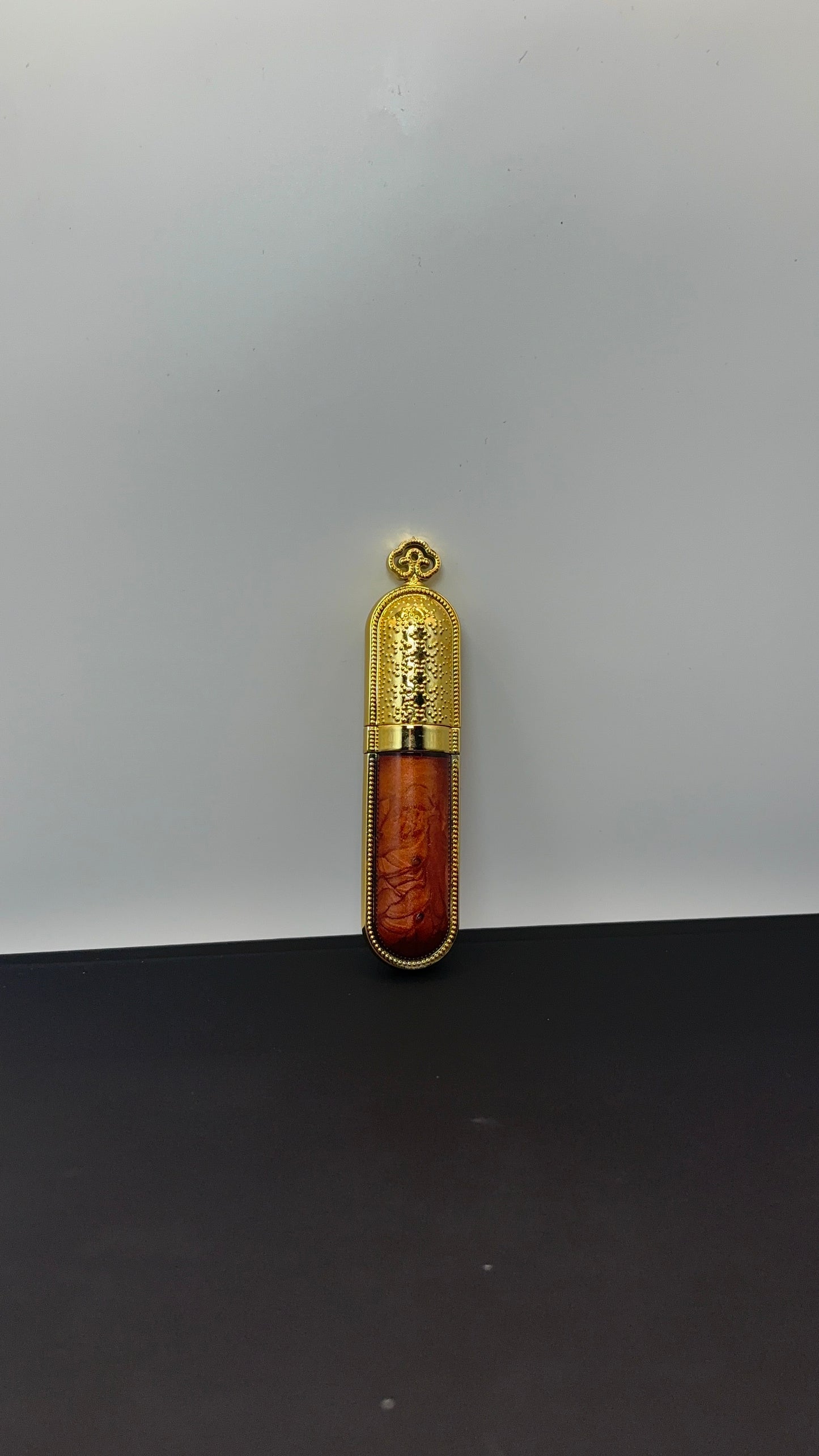 Golden Glow Lip Gloss | Jayah Beauty